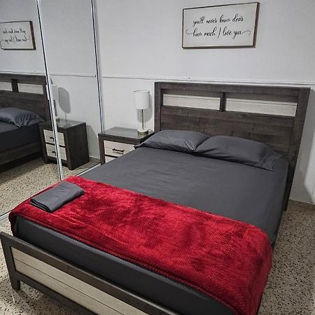 Cozy Apartment In The Heart Of The City 庞塞 外观 照片