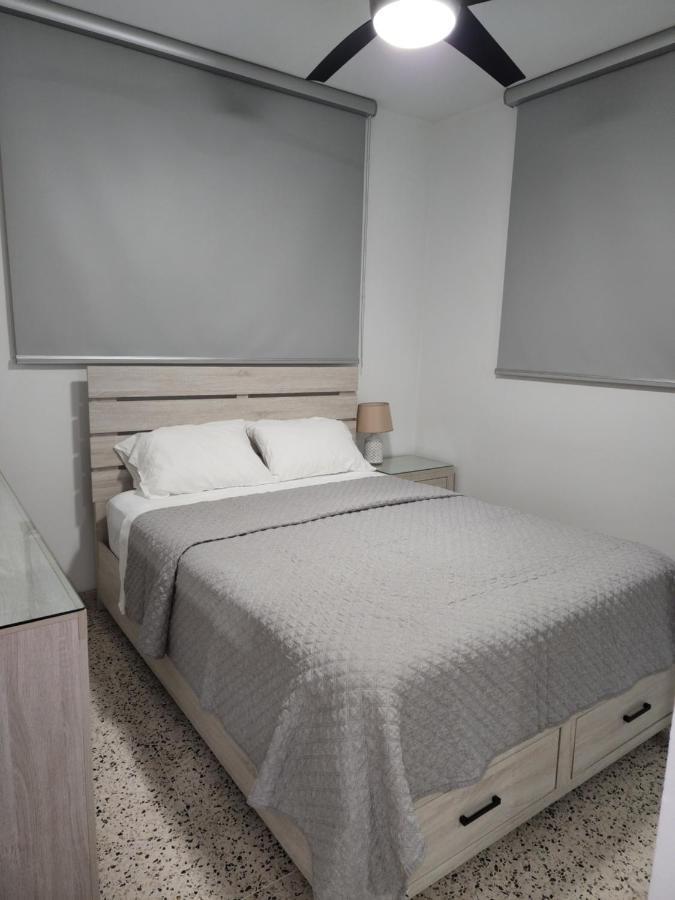 Cozy Apartment In The Heart Of The City 庞塞 外观 照片